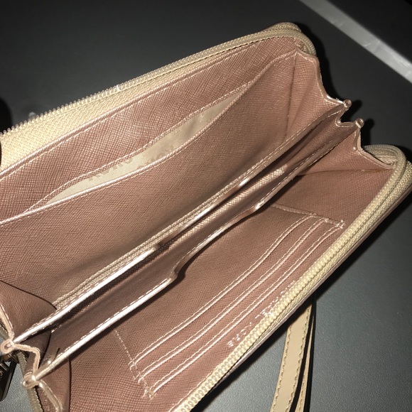 SOLD - Picture 3 of 5